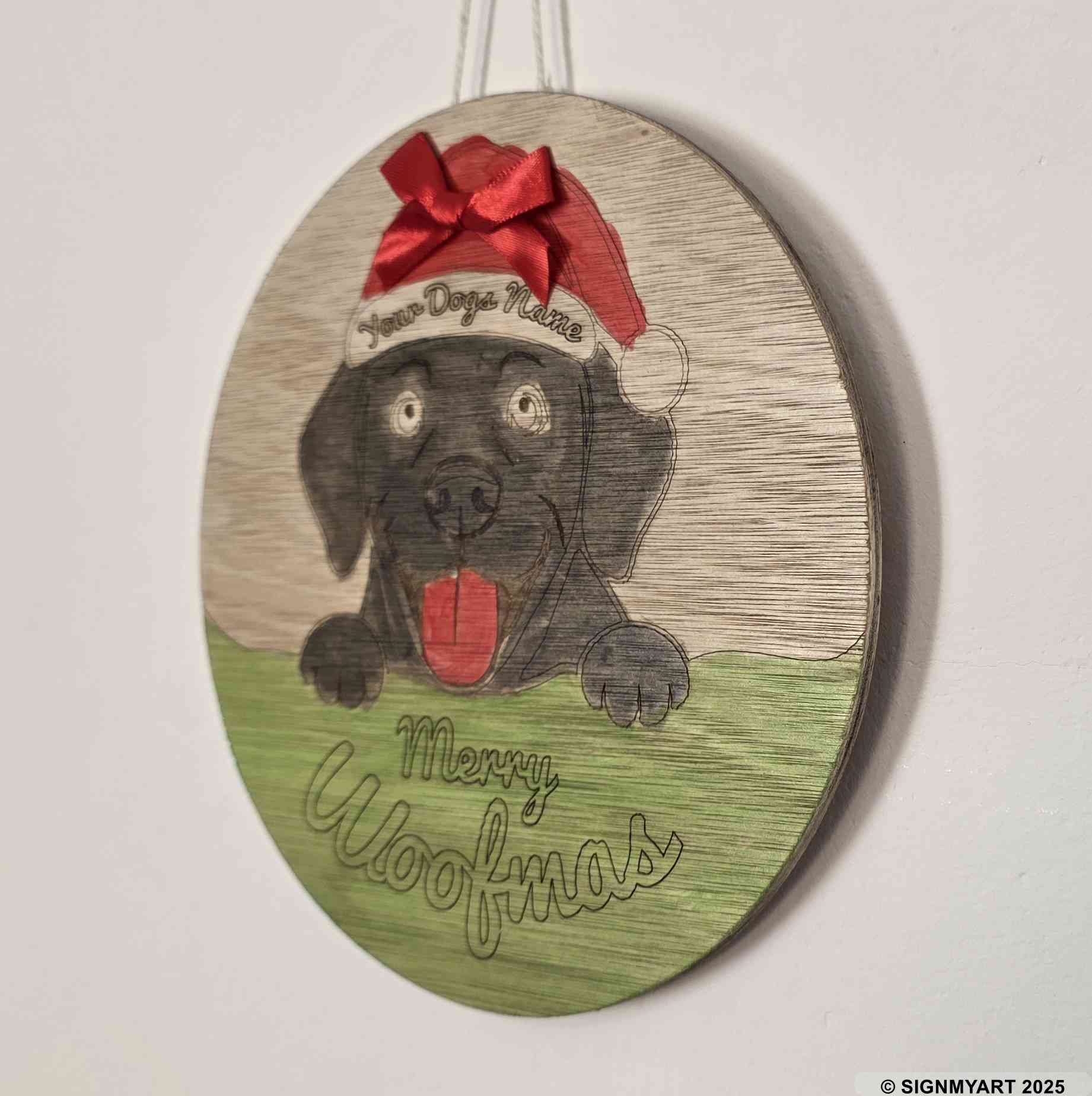 Personalised Merry Woofmas Labrador Sign – Custom Dog Name Christmas Bauble Plaque Decoration