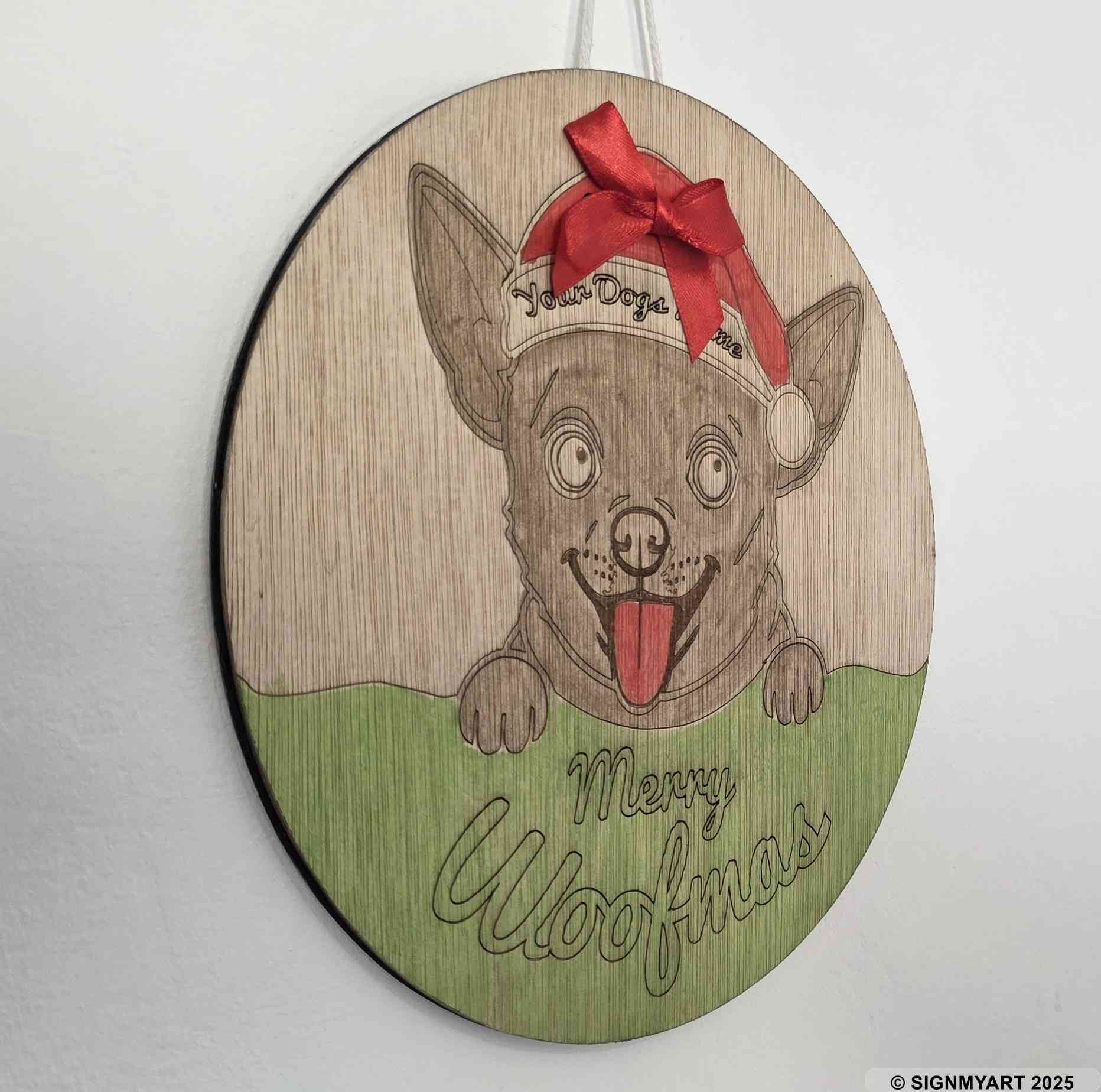 Personalised Merry Woofmas Chihuahua Sign – Custom Dog Name Christmas Bauble Plaque Decoration