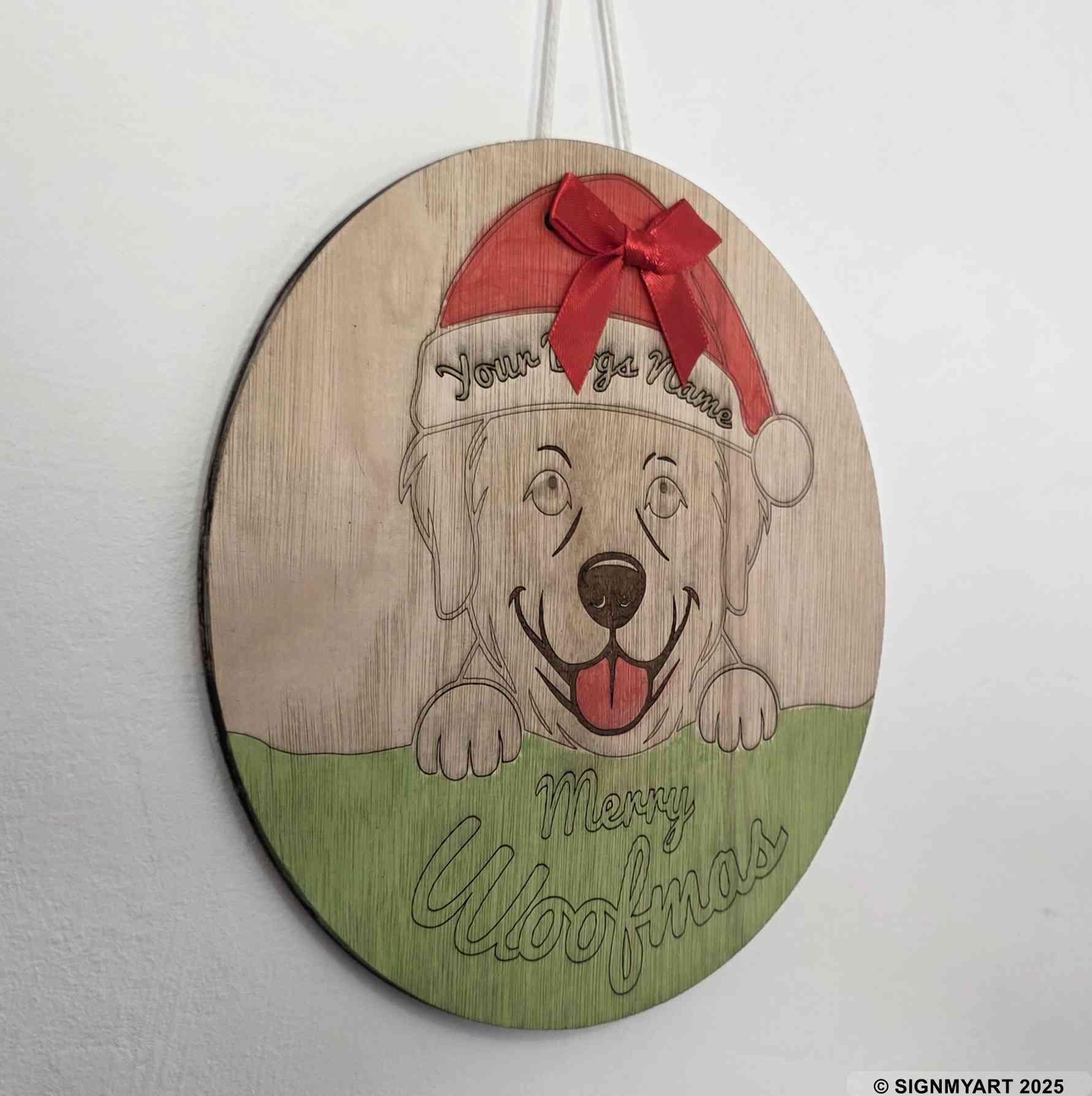 Personalised Merry Woofmas Golden Retriever Sign – Custom Dog Name Christmas Bauble Plaque Decoration